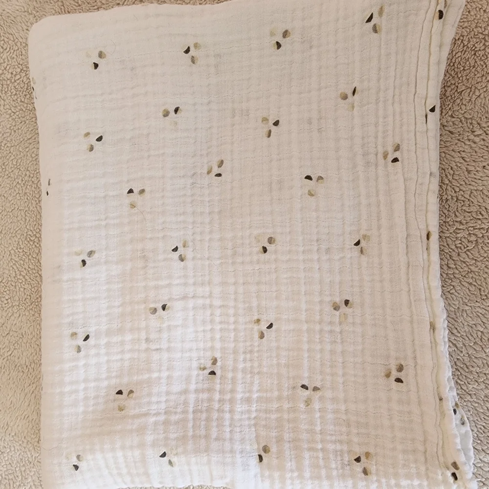 Cloud Island Cream Floral Patterned Baby Reveiving Blanket. Light Weight Gauze